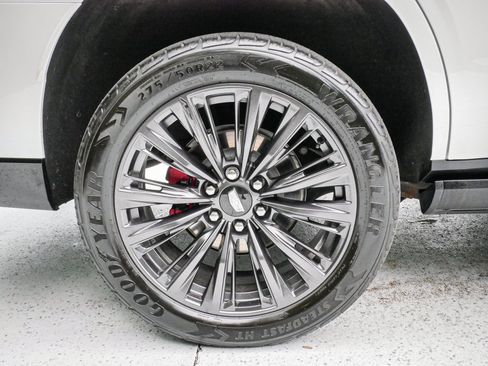 Used 2023 Cadillac Escalade V w/ LPO, ONYX Package AWD/4WD image 13