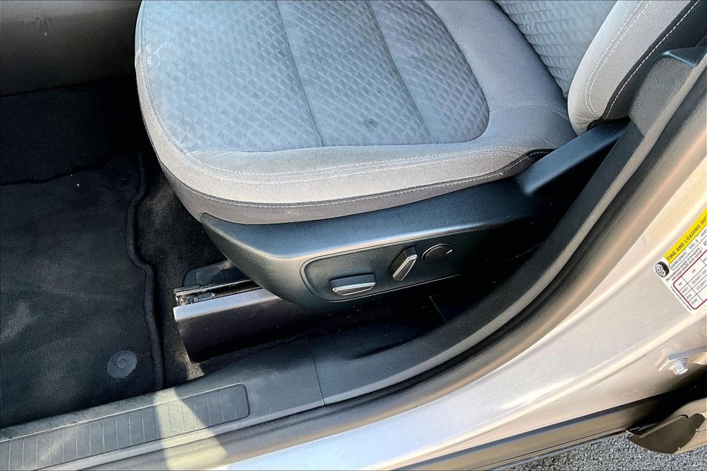 Used 2020 Ford Escape SE Sport AWD/4WD image 38