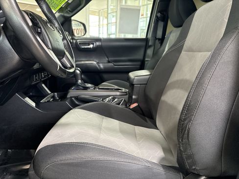 Certified 2023 Toyota Tacoma TRD Sport RWD image 11