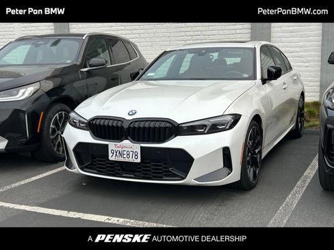 Used 2026 BMW 330i xDrive Sedan w/ M Sport Package AWD/4WD image 1