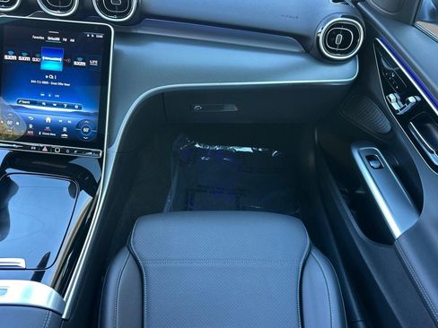 Used 2024 Mercedes-Benz C 300 Sedan image 31