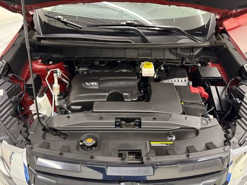 Used 2023 Nissan Pathfinder SL image 10