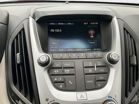 Used 2017 Chevrolet Equinox LS AWD/4WD image 14