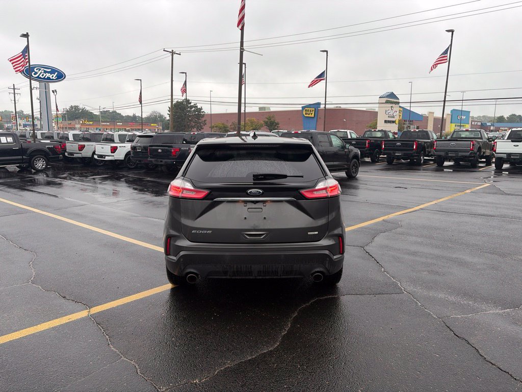 Used 2020 Ford Edge SE w/ Cargo Accessory Package AWD/4WD image 6