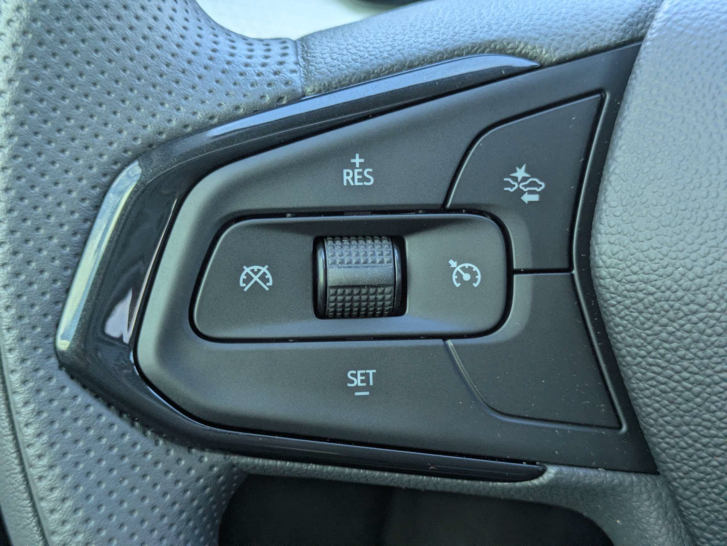 New 2026 Chevrolet Trax LT FWD image 16