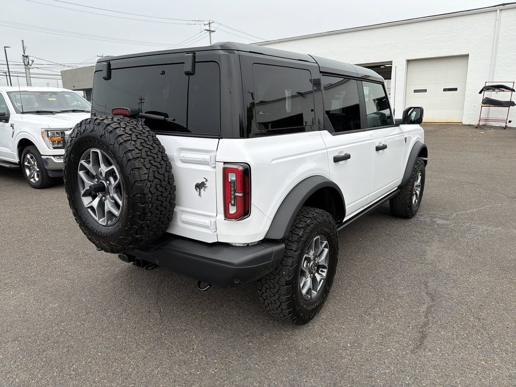 Used 2025 Ford Bronco Badlands AWD/4WD image 5