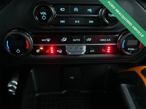 Used 2024 Ford Bronco Badlands image 19