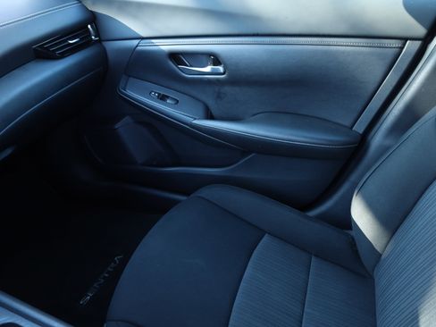 Used 2023 Nissan Sentra SV image 13