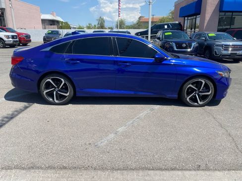 Used 2020 Honda Accord Sport image 4