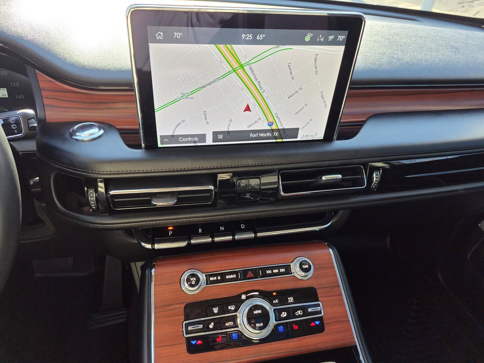 Used 2024 Lincoln Aviator Reserve w/ Equipment Group 201A AWD/4WD image 24