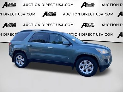 Used 2009 Saturn Outlook XR w/ Convenience Package FWD image 21