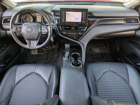 Used 2024 Toyota Camry SE image 24