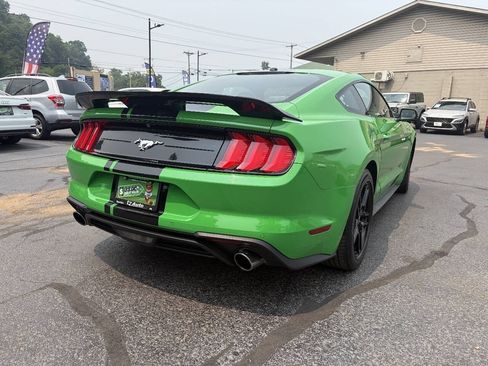 Used 2019 Ford Mustang Premium w/ Equipment Group 201A RWD image 9