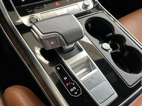 Used 2025 Audi Q7 3.0T Prestige image 26