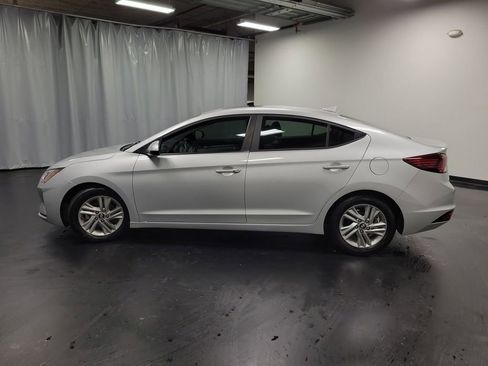 Used 2019 Hyundai Elantra Value Edition FWD image 6