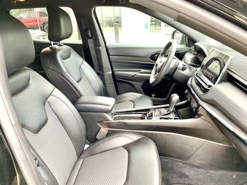 Used 2025 Jeep Compass Latitude w/ Altitude Special Edition AWD/4WD image 26