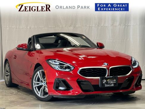 Used 2025 BMW Z4 sDrive30i image 1