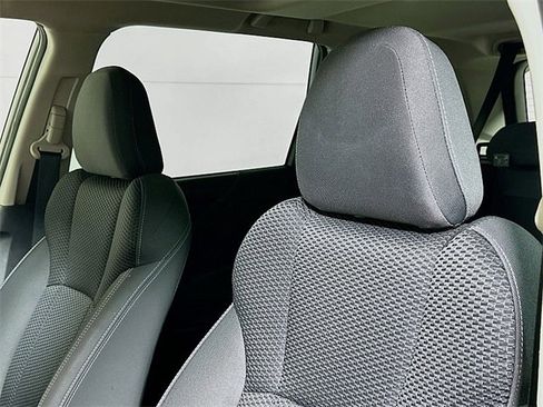 Used 2021 Subaru Forester Premium image 20