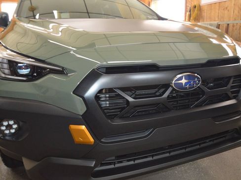 Used 2024 Subaru Crosstrek 2.5i Wilderness w/ Crosstrek Mirror Package AWD/4WD image 3
