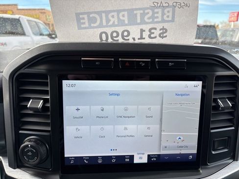 Used 2023 Ford F150 Lariat w/ Trailer Tow Package image 27