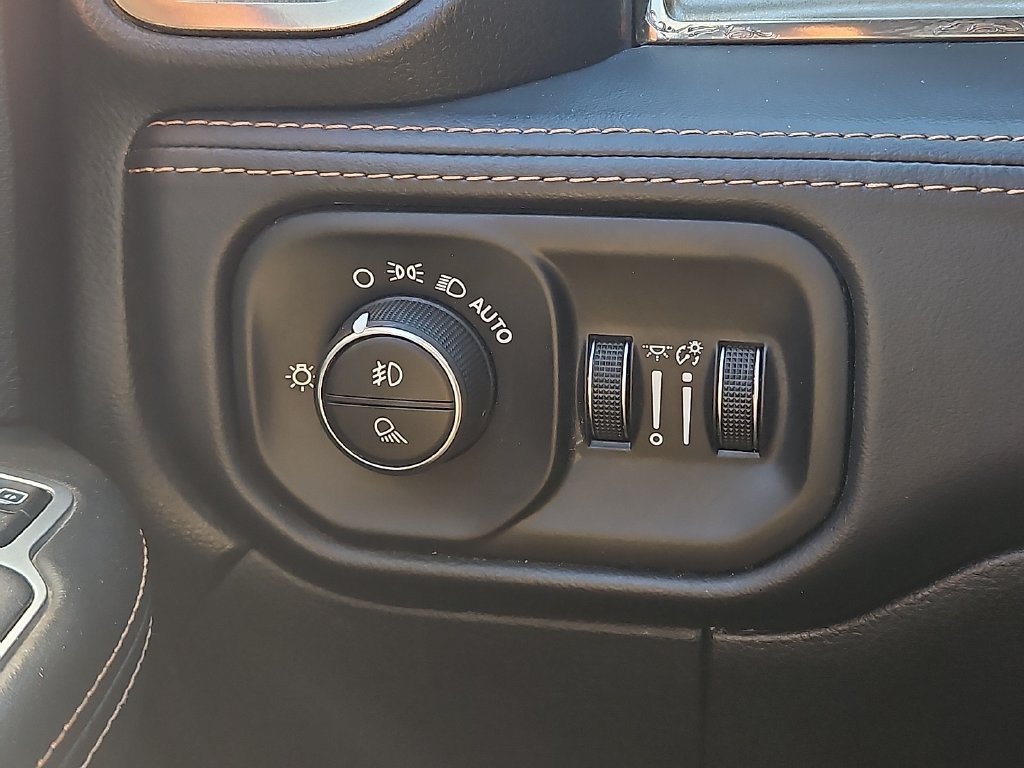 Used 2024 RAM 2500 Limited w/ Safety Group AWD/4WD image 15