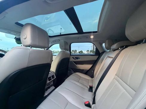 Used 2018 Land Rover Range Rover Velar R-Dynamic SE AWD/4WD image 26
