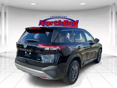 Used 2023 Nissan Rogue S AWD/4WD image 3