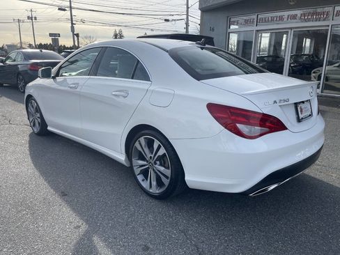 Used 2019 Mercedes-Benz CLA 250 4MATIC image 5