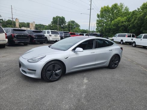 Used 2018 Tesla Model 3 Long Range AWD/4WD image 2