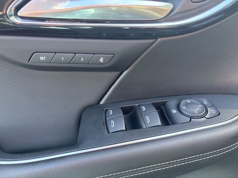 Used 2025 Buick Envision Preferred image 26