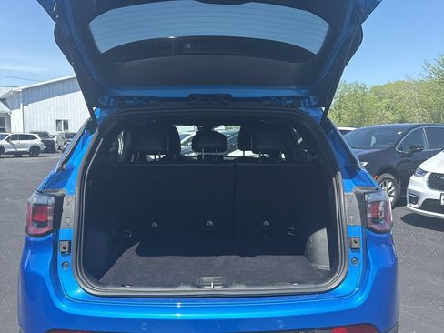 Used 2025 Jeep Compass Limited AWD/4WD image 26