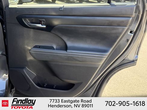 Certified 2025 Toyota Highlander XLE AWD/4WD image 18
