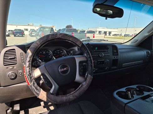 Used 2012 GMC Sierra 1500 SLE w/ Power Tech Package AWD/4WD image 10