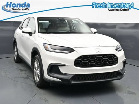 Used 2024 Honda HR-V LX image 1