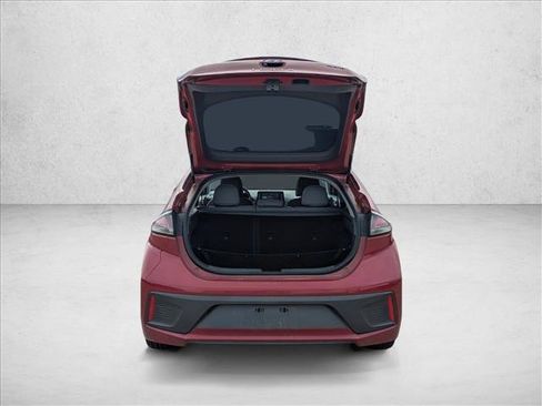 Used 2020 Hyundai Ioniq SEL image 6