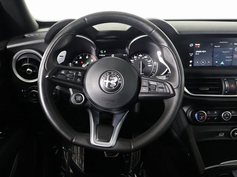Used 2022 Alfa Romeo Stelvio Sprint image 30
