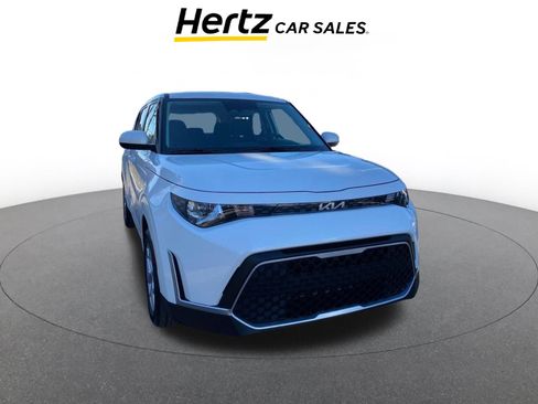 Used 2025 Kia Soul LX w/ LX Technology Package image 1