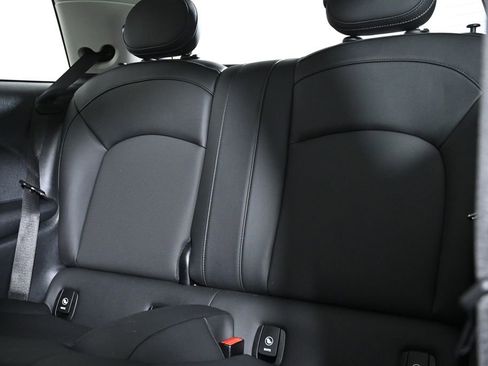 Certified 2024 MINI Cooper SE image 29