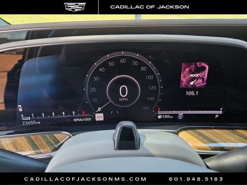 Certified 2022 Cadillac Escalade Premium Luxury Platinum AWD/4WD image 8