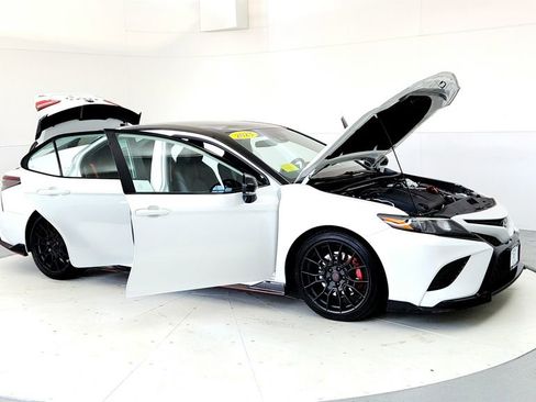 Used 2023 Toyota Camry TRD w/ TRD Package w/JBL Audio FWD image 12