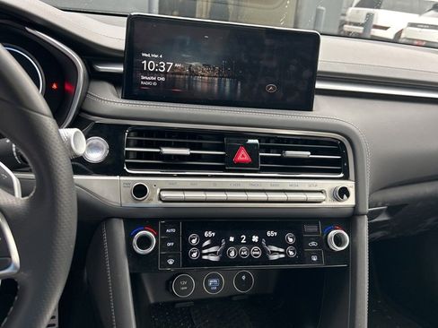 Used 2025 Genesis G70 3.3T Advanced w/ Sport Prestige Package image 9