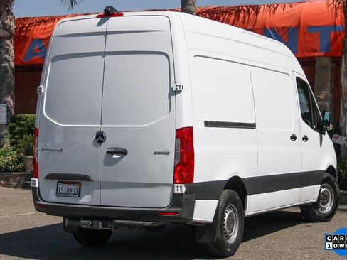 Used 2021 Mercedes-Benz Sprinter 144 Cargo image 8
