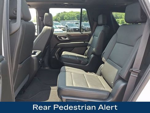 Used 2021 Chevrolet Tahoe LT w/ LT Signature Package AWD/4WD image 18