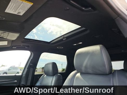 Used 2022 Buick Enclave Essence w/ Experience Buick Package AWD/4WD image 11