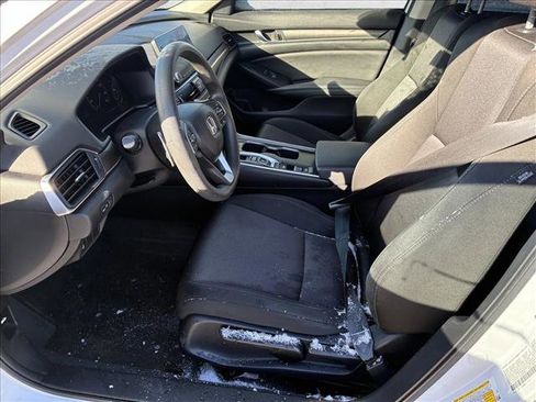 Used 2020 Honda Accord Hybrid image 11