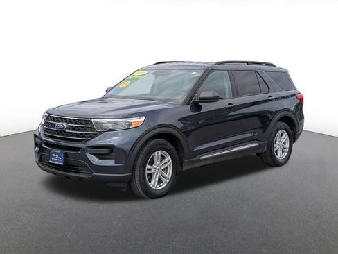 Certified 2023 Ford Explorer XLT w/ Class IV Trailer Tow Package AWD/4WD image 5