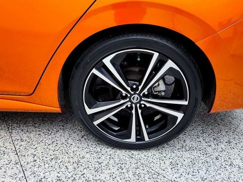 Used 2021 Nissan Sentra SR w/ SR Premium Package FWD image 9