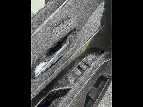 Used 2023 Cadillac Escalade Premium Luxury AWD/4WD image 12