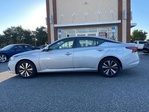 Used 2022 Nissan Altima 2.5 SV image 8