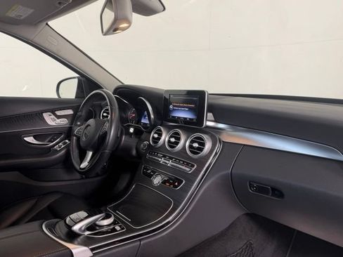 Used 2016 Mercedes-Benz C 300 Sedan image 17